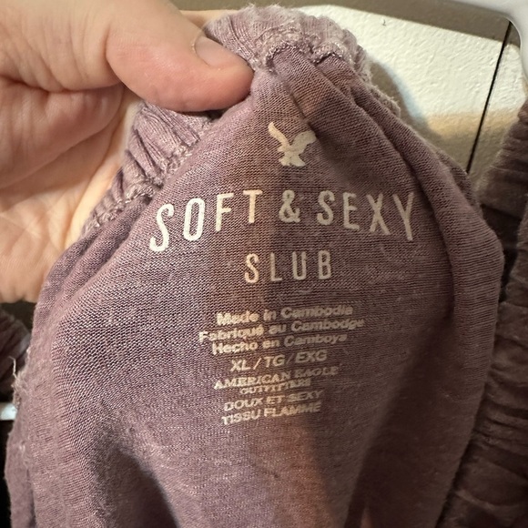 American Eagle Purple XL Top - Picture 3 of 3